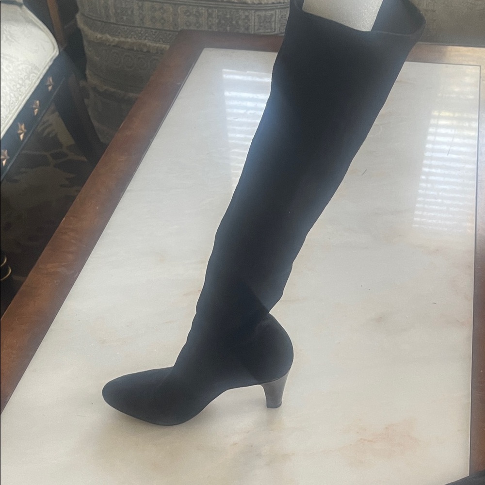 Sarah Flint Black Knee-High Stiletto Boots - Picture 4 of 8